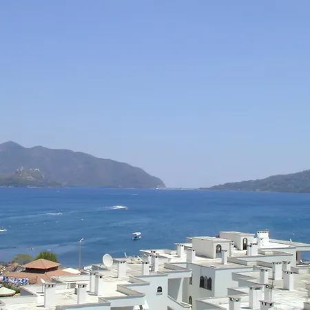 Lejlighedshotel Avos 2*